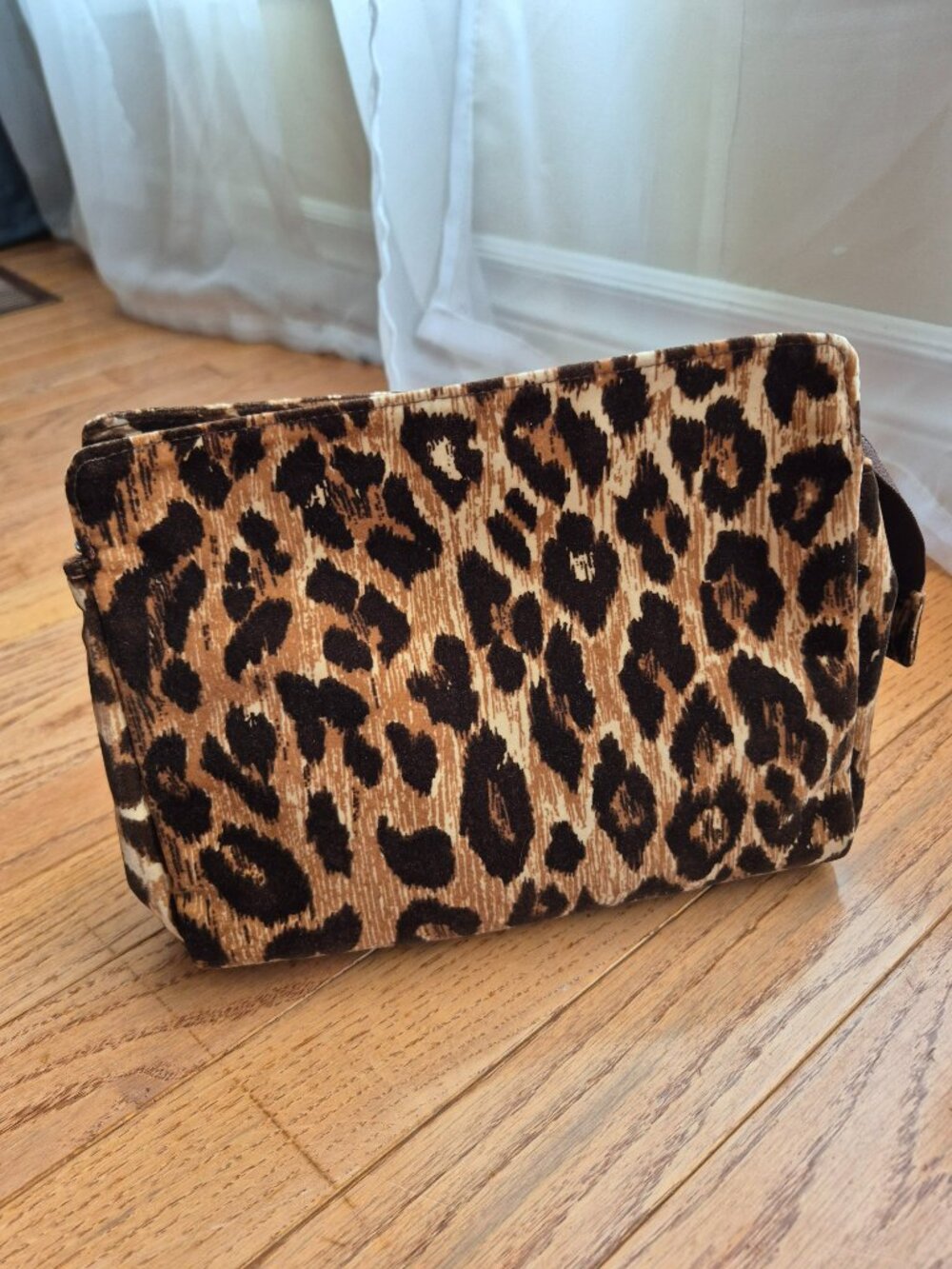 Dolce Gabbana Parfums Leopard Print Cosmetic Makeup Toiletry Bag